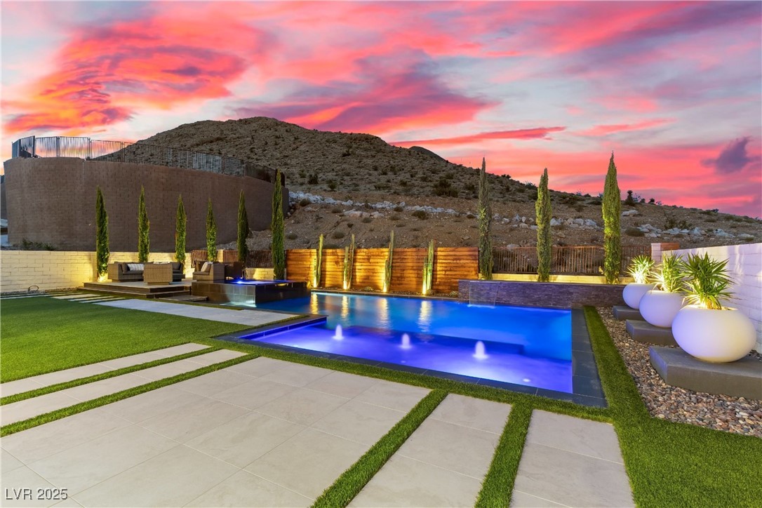 2601 Nevada Agave Lane