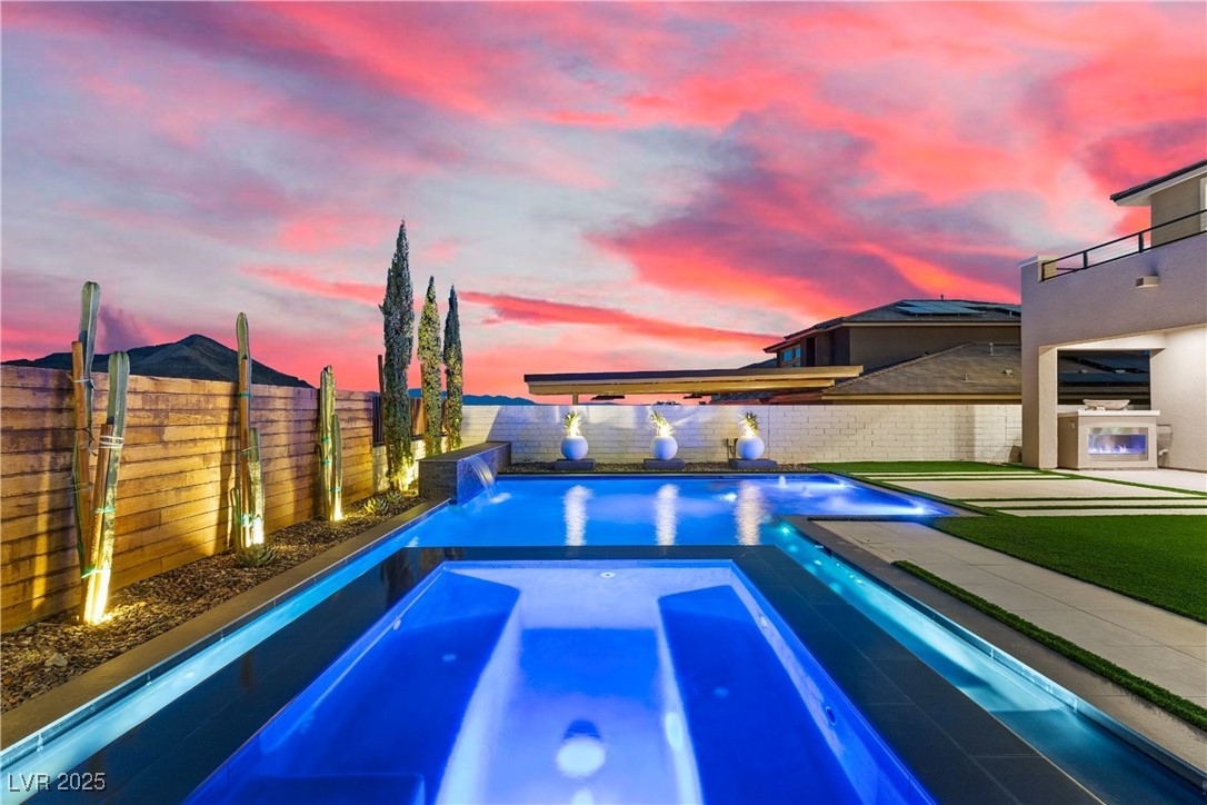 2601 Nevada Agave Lane