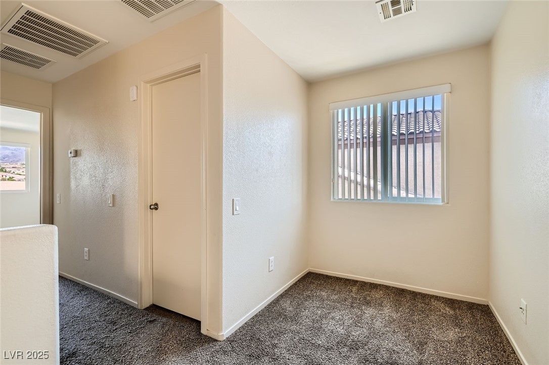 2728 Holmfault Street