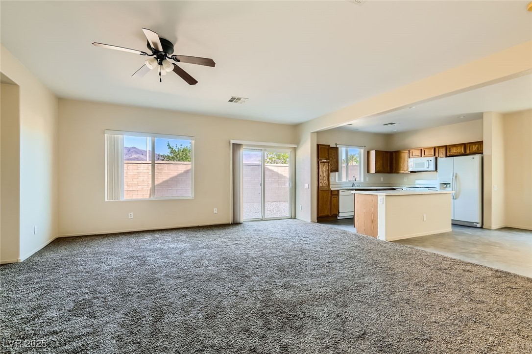 2728 Holmfault Street