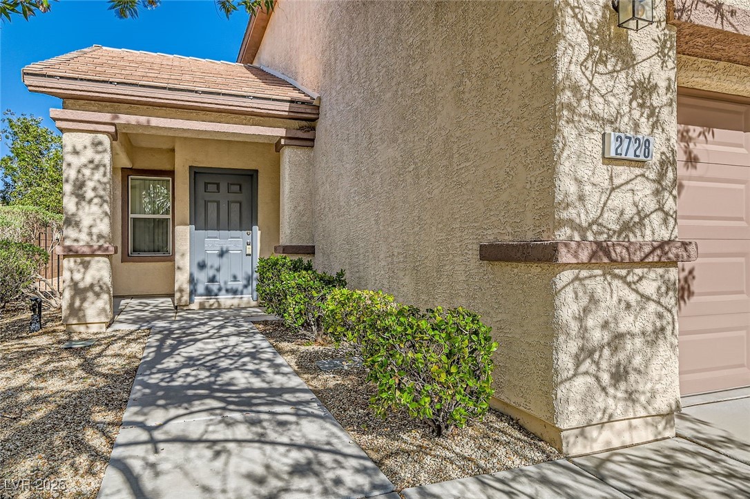2728 Holmfault Street