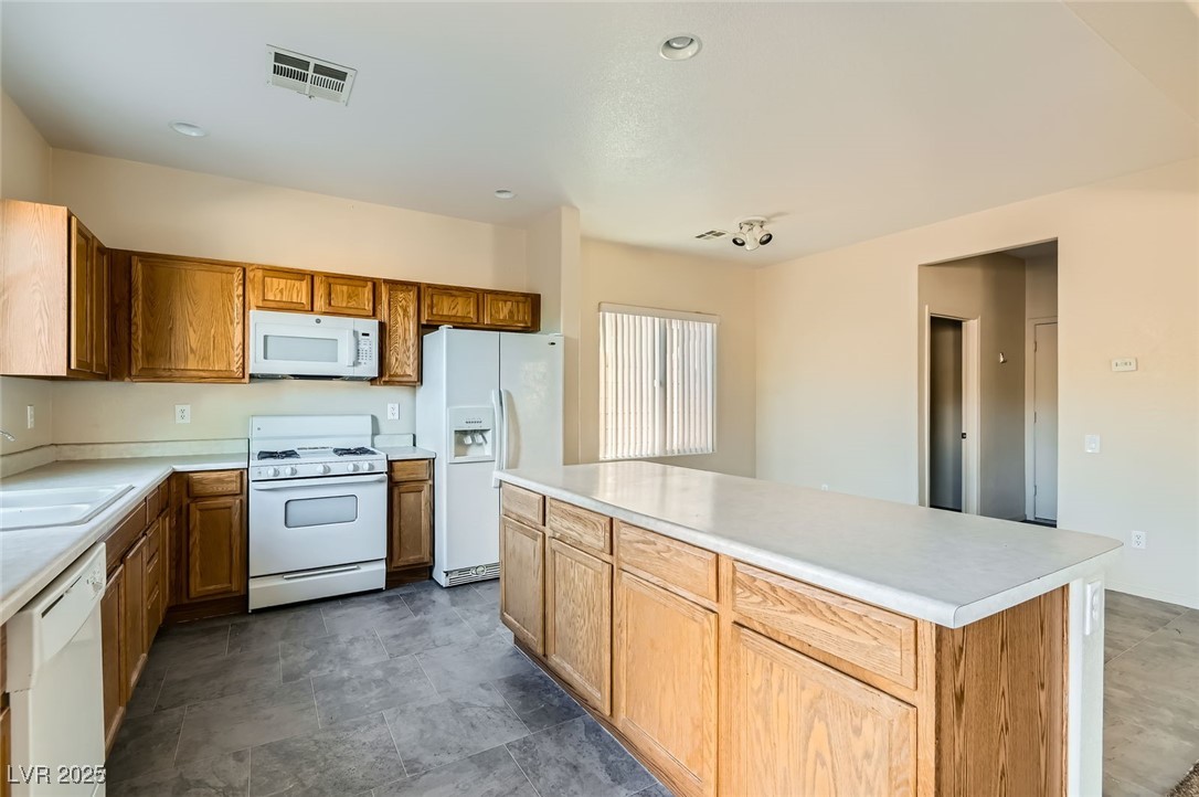 2728 Holmfault Street