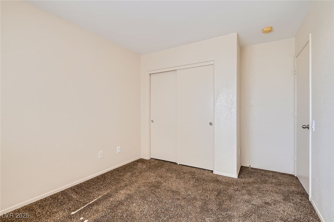 2728 Holmfault Street