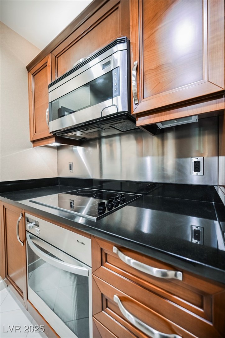 135 HARMON Avenue 3220