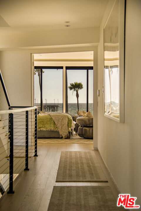 3011 Ocean Front Walk
