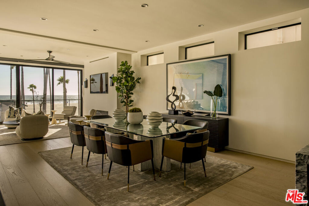 3011 Ocean Front Walk