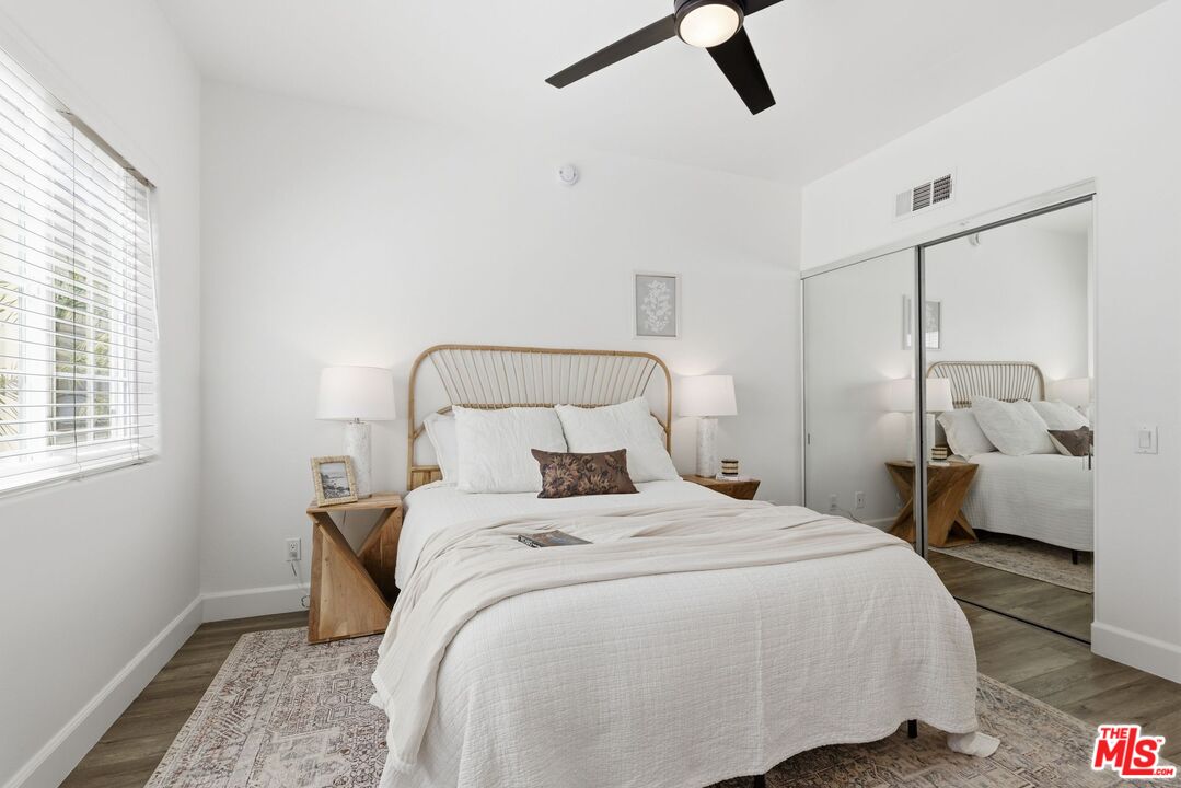 11110 Camarillo St Unit: 122