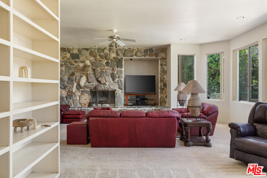 71790 Jaguar Way