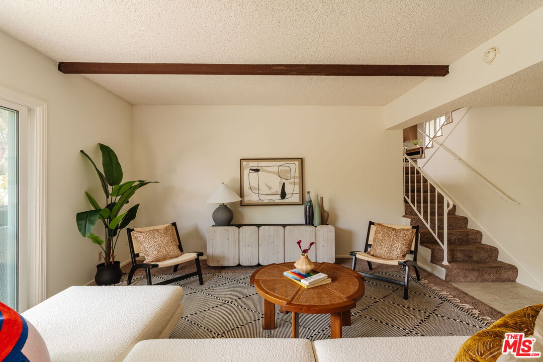 2811 Lawndale Dr