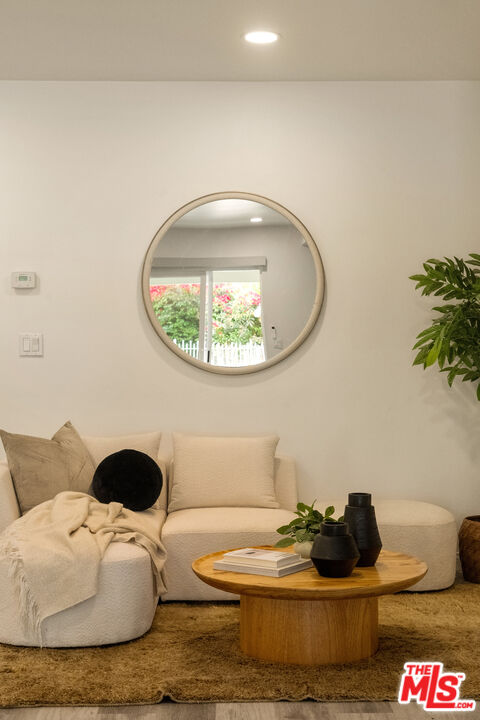 2616 N Buena Vista St