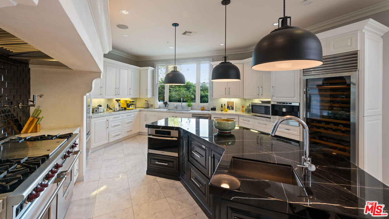 1404 Dawnridge Dr