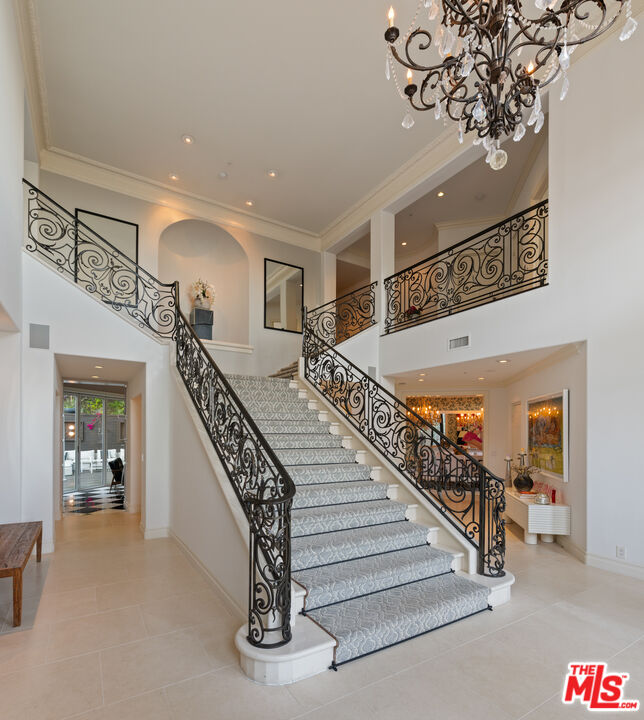 1404 Dawnridge Dr