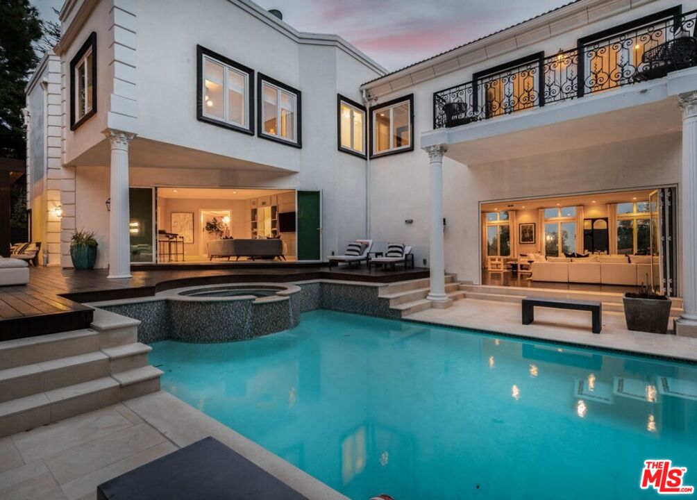 1404 Dawnridge Dr
