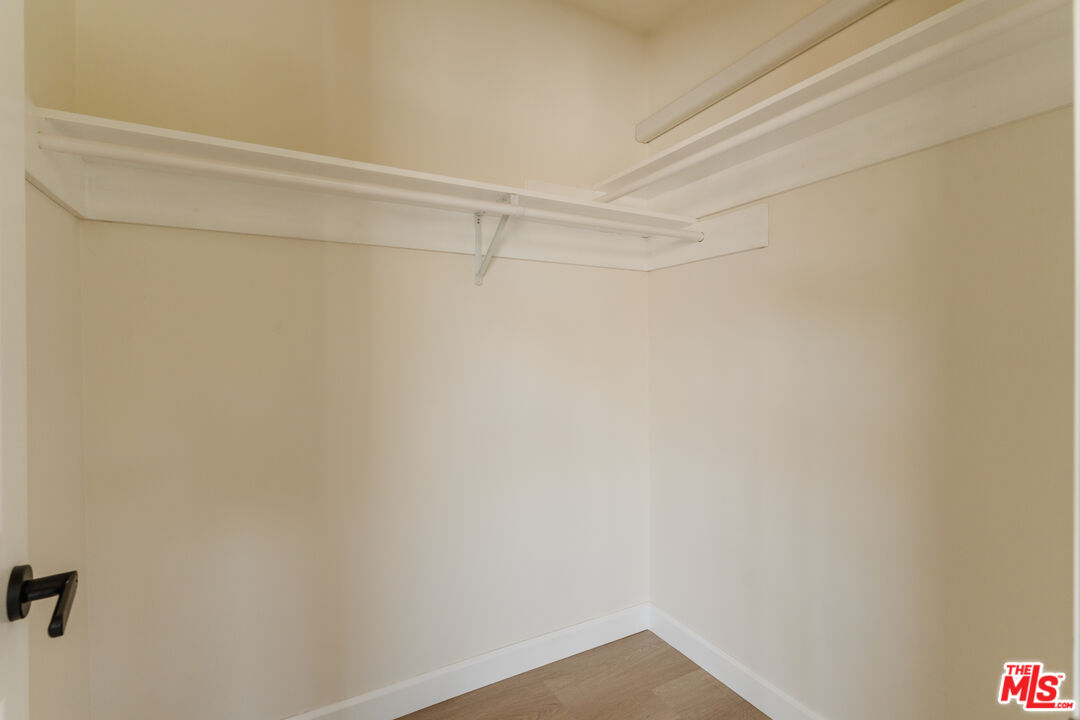 655 N La Fayette Park Pl