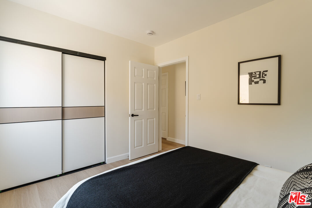 655 N La Fayette Park Pl