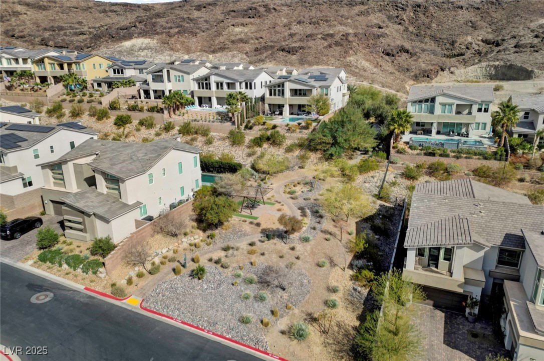 3 Hilltop Crest Street