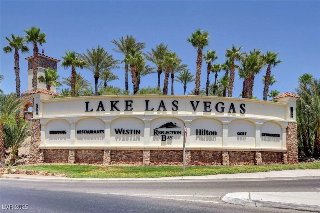 3 Hilltop Crest Street