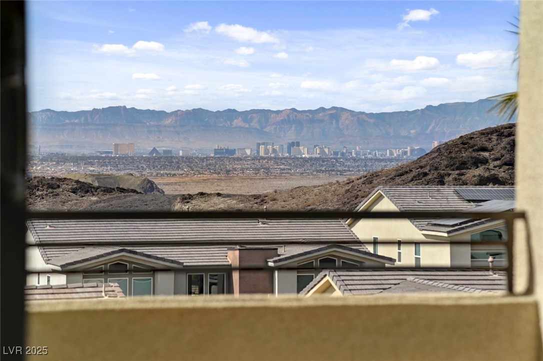 3 Hilltop Crest Street