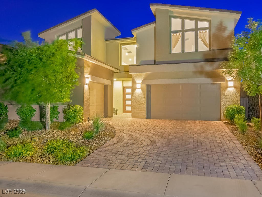 3 Hilltop Crest Street