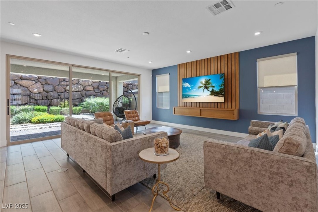 1957 Regal Bluff Drive