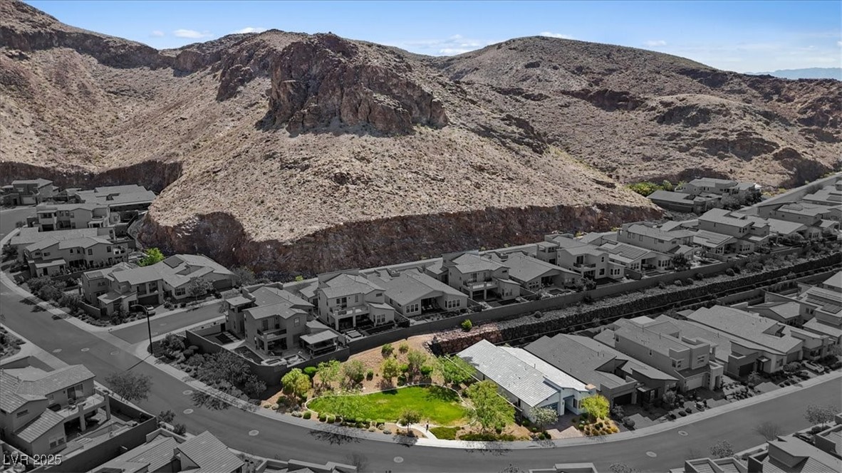 1957 Regal Bluff Drive