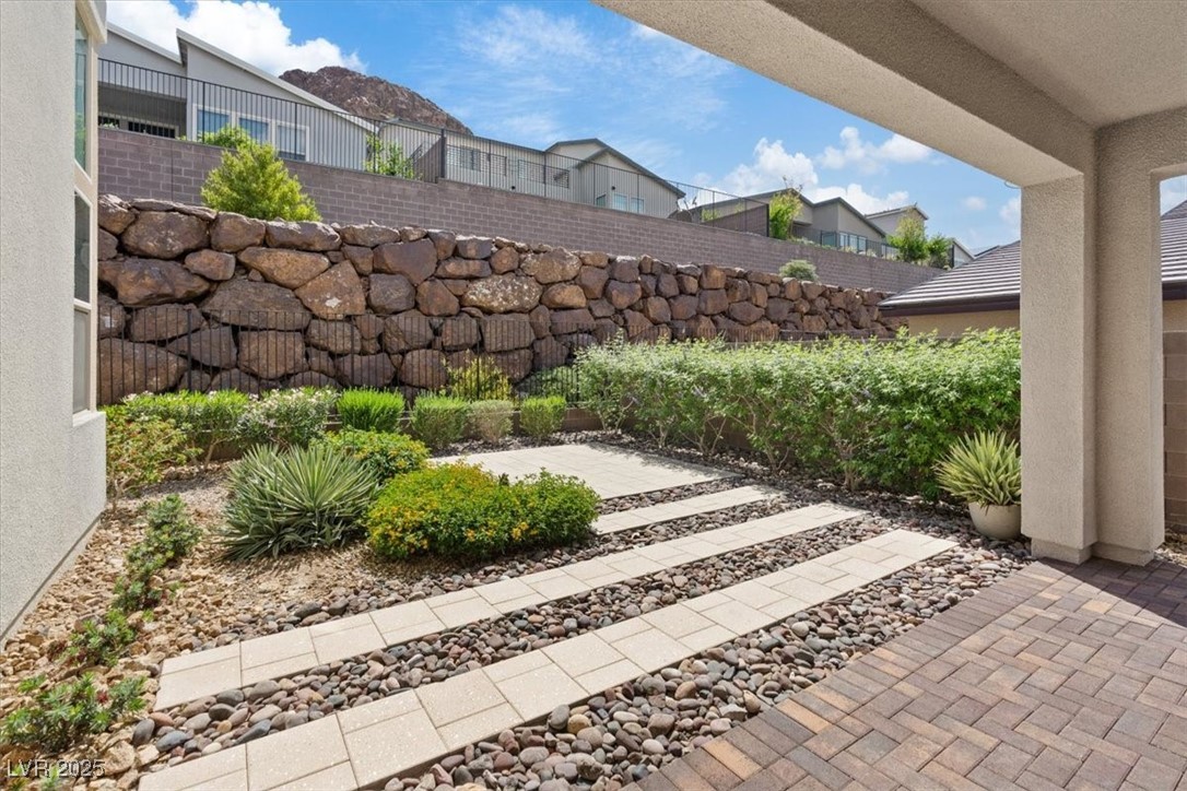 1957 Regal Bluff Drive