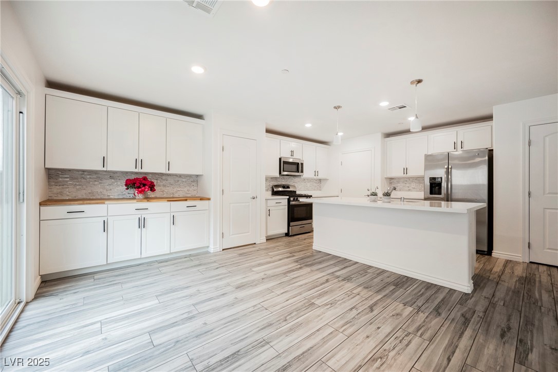 376 Yellow Finch Lane