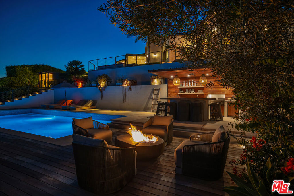 6271 Zuma Mesa Drive