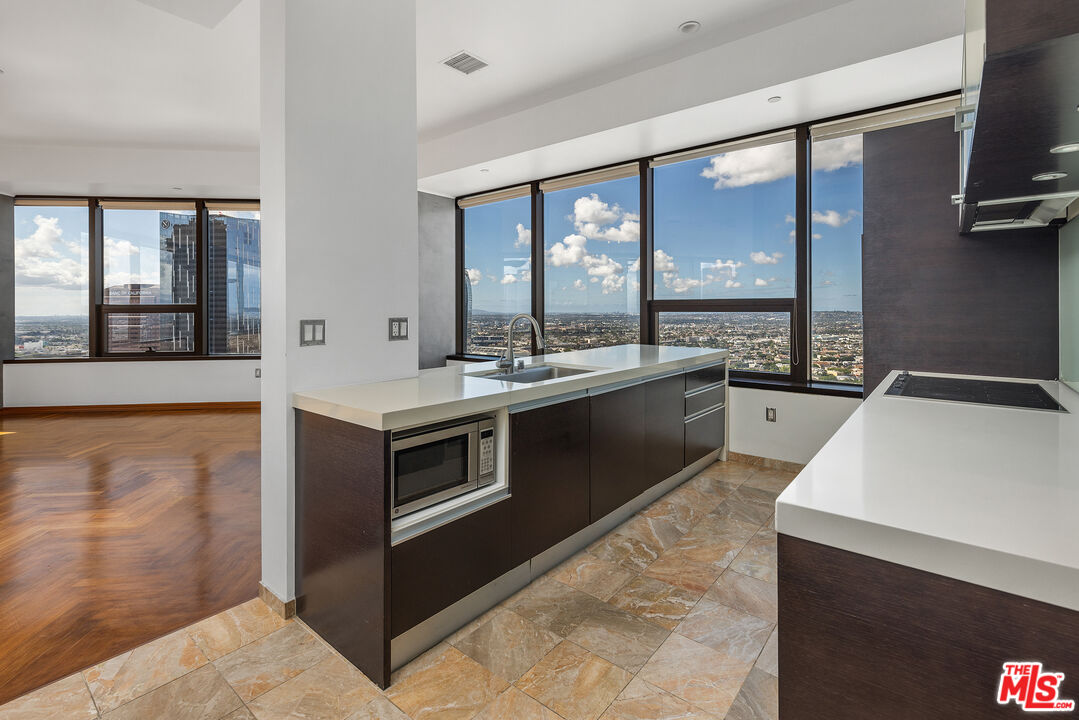 1100 Wilshire Blvd Unit: 2911