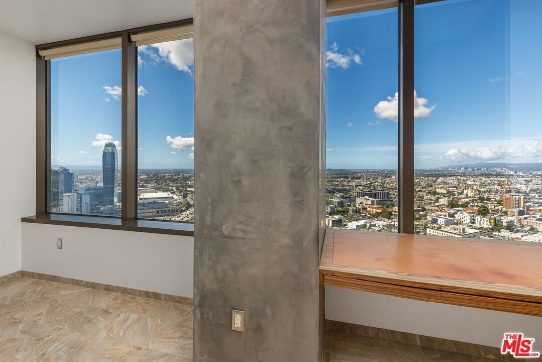 1100 Wilshire Blvd Unit: 2911