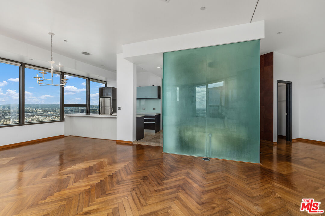 1100 Wilshire Blvd Unit: 2911