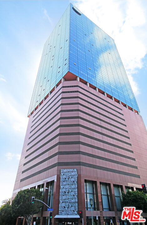 1100 Wilshire Blvd Unit: 2911