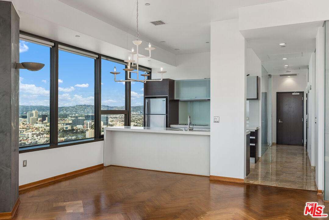 1100 Wilshire Blvd Unit: 2911