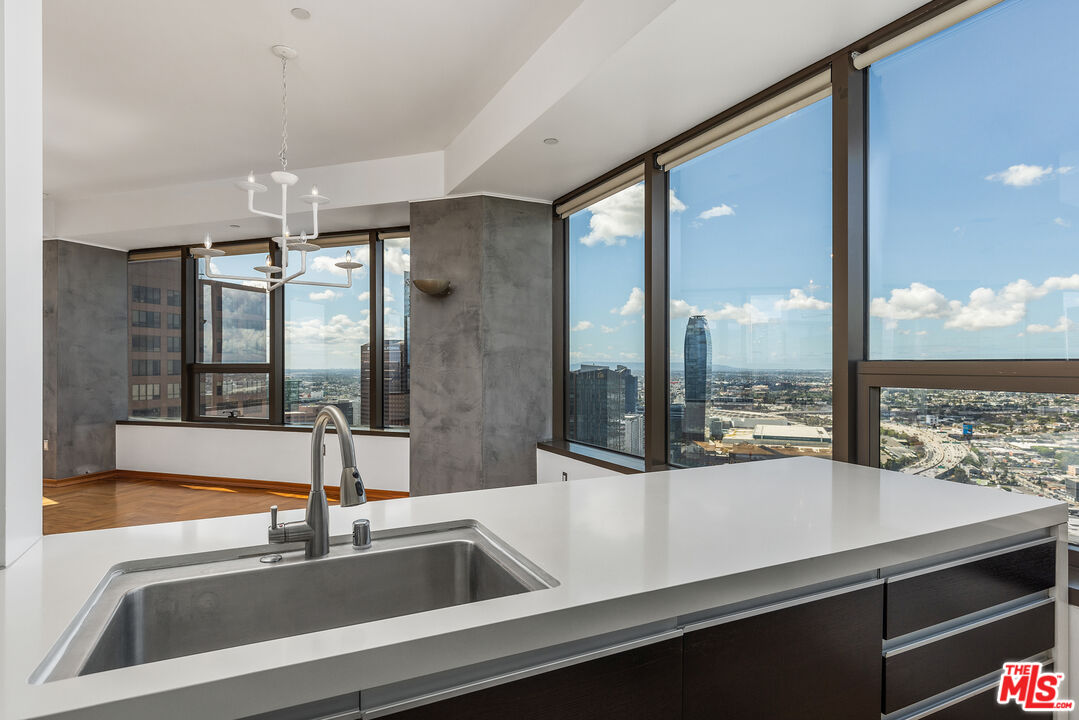1100 Wilshire Blvd Unit: 2911
