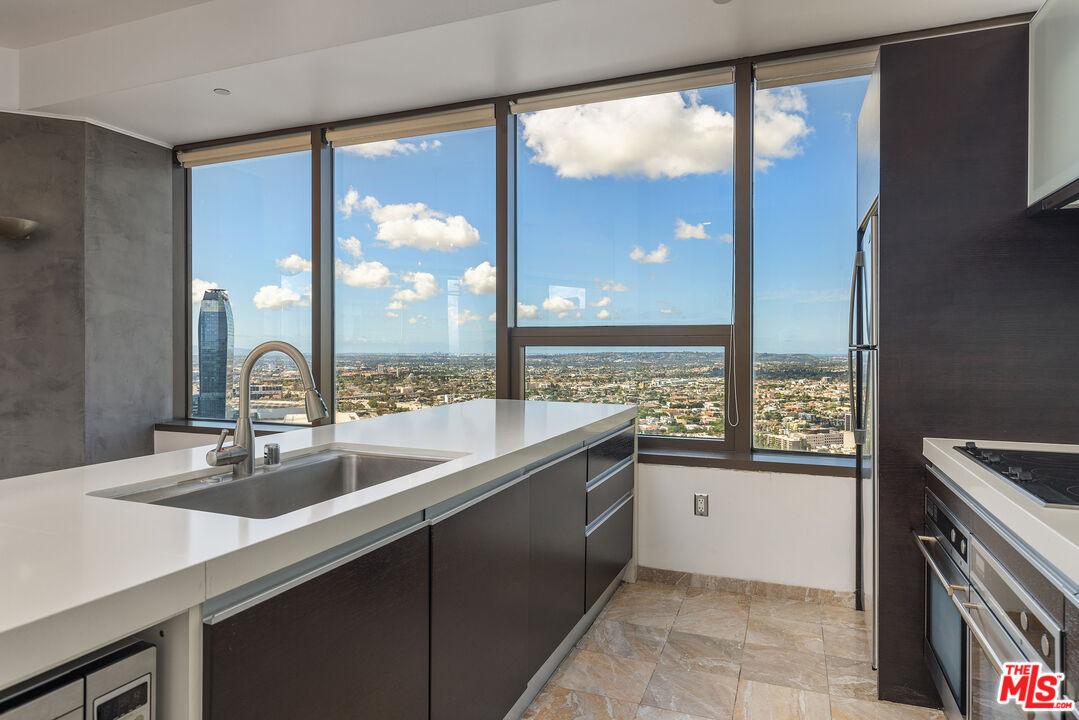 1100 Wilshire Blvd Unit: 2911
