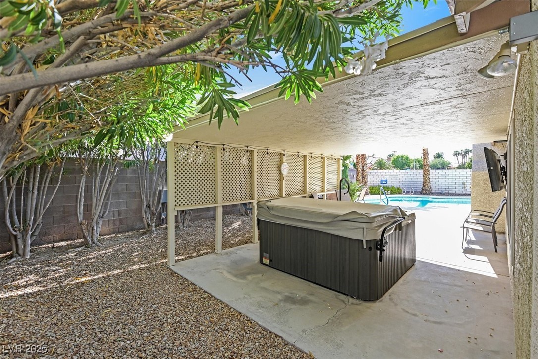 2337 Weyburn Court