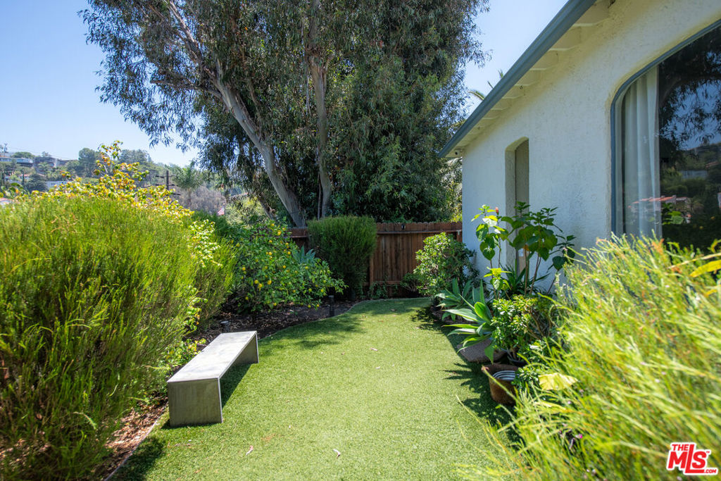 3209 Bennett Drive