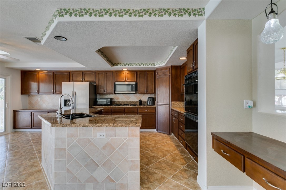 6 High Sierra Drive