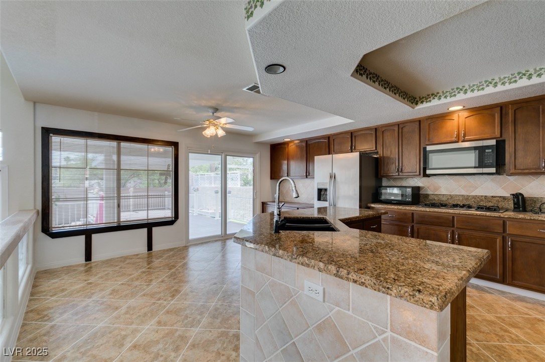 6 High Sierra Drive