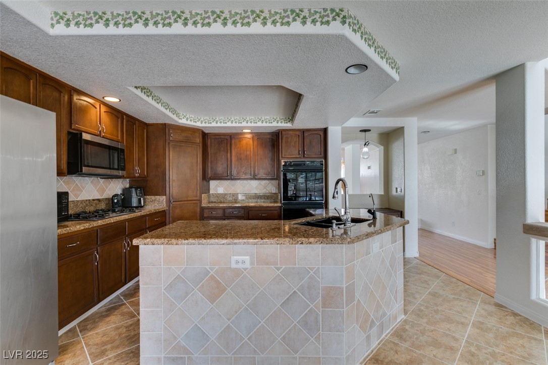 6 High Sierra Drive