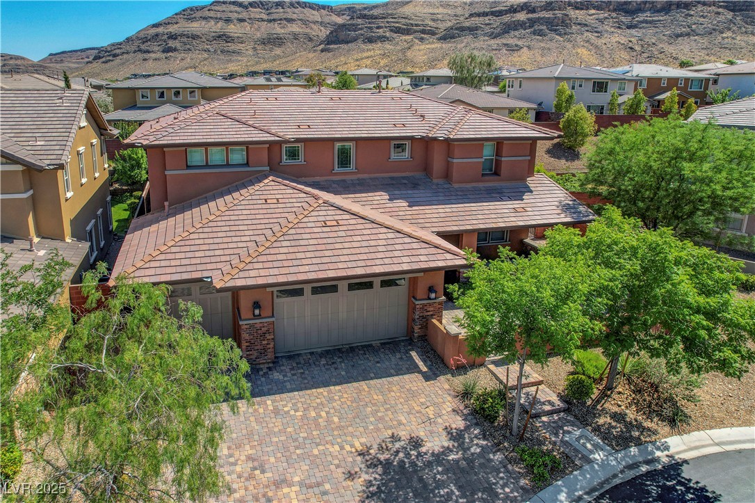 10433 Ember Rose Avenue