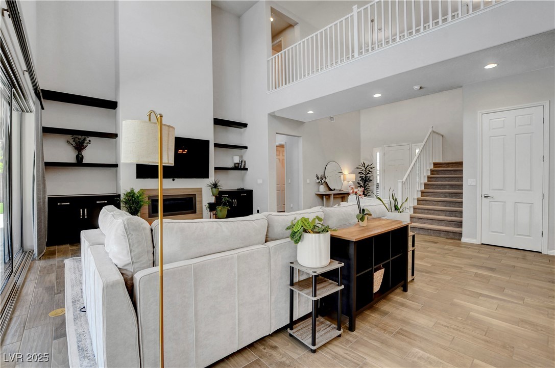 10433 Ember Rose Avenue