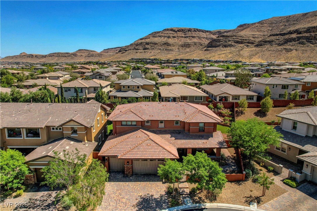 10433 Ember Rose Avenue