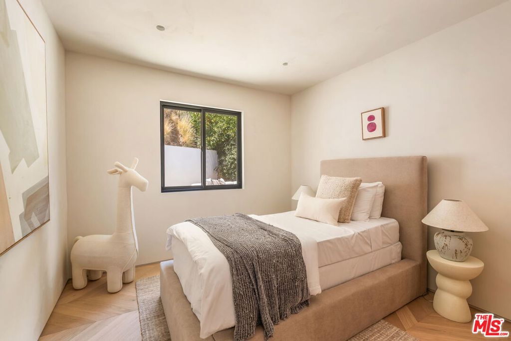 8353 Sunset View Drive