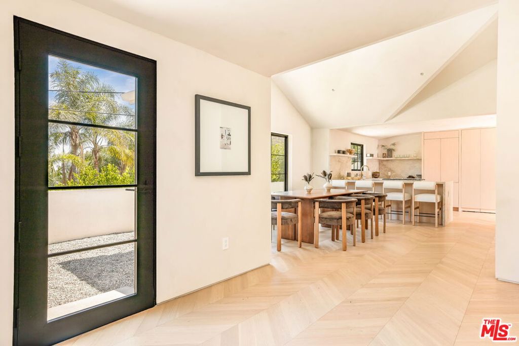 8353 Sunset View Drive