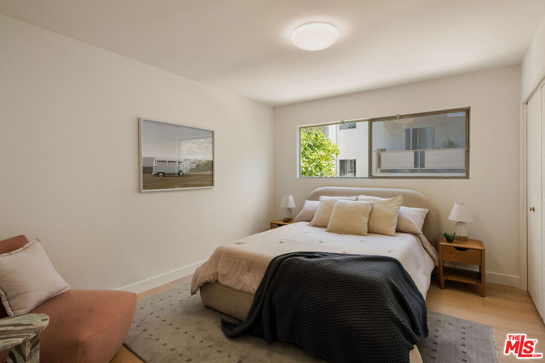 6251 Coldwater Canyon Ave Unit: 205