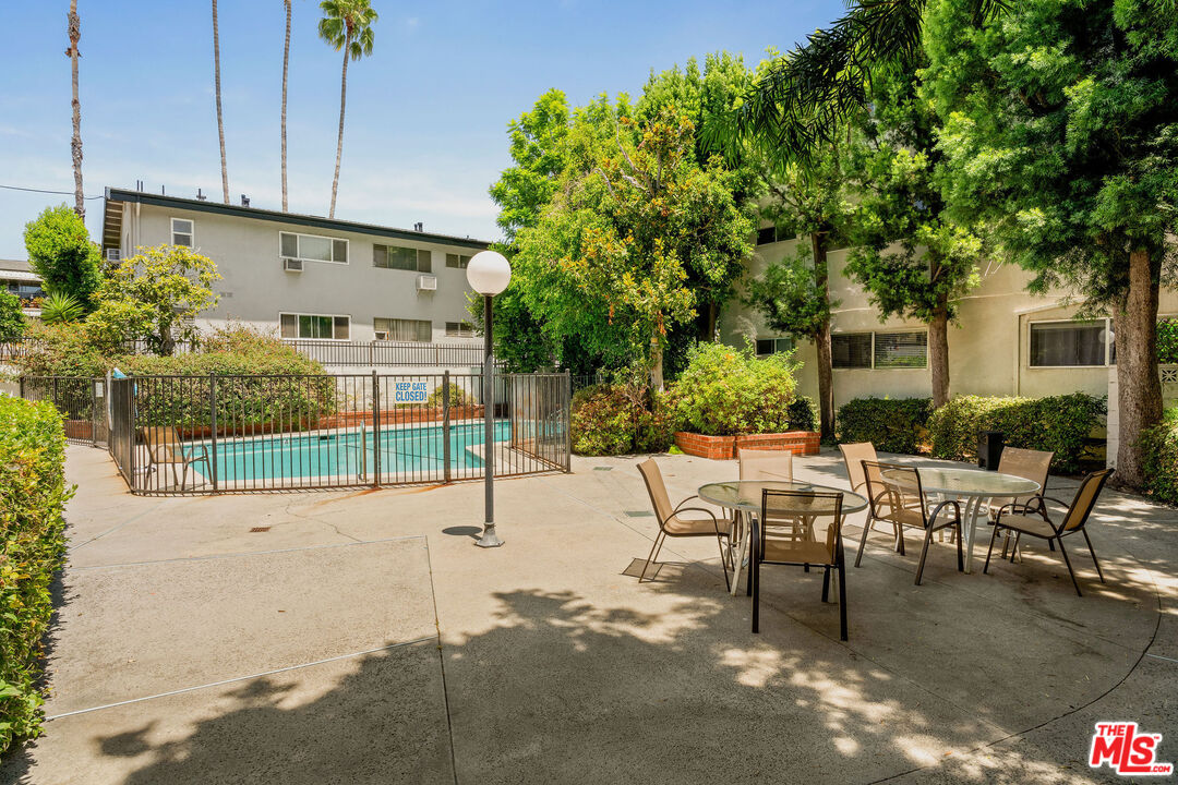 6251 Coldwater Canyon Ave Unit: 206