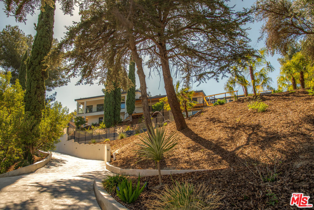122 Patrician Way