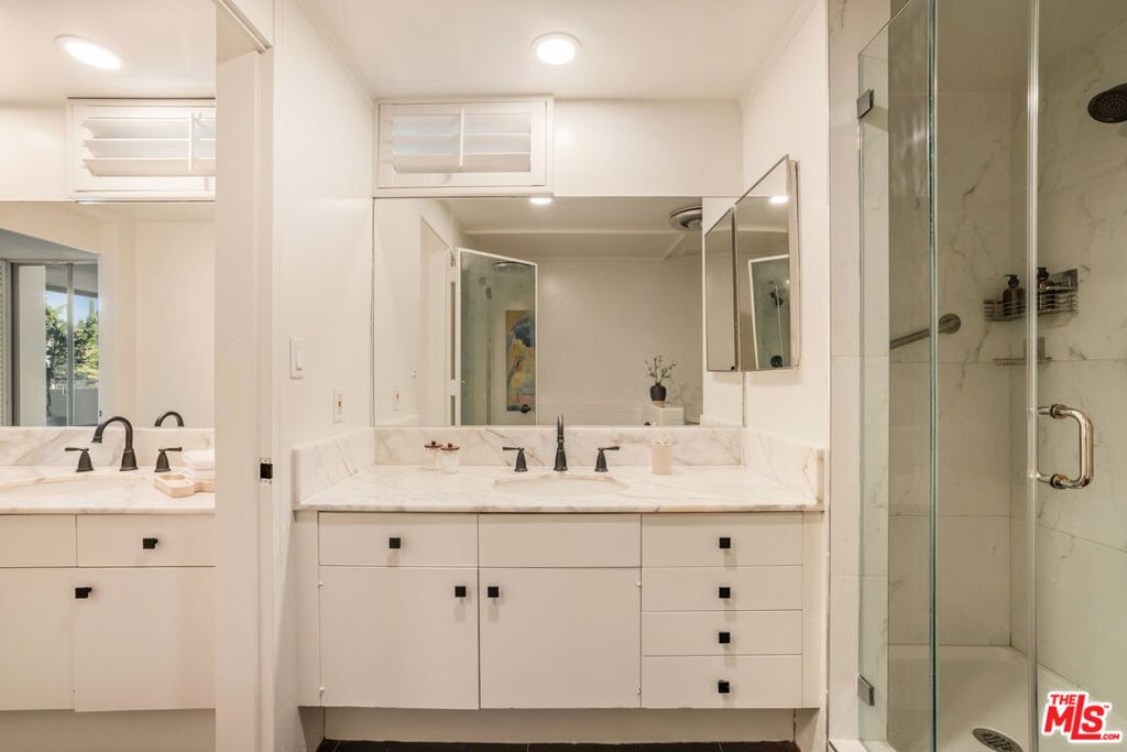 1333 S Beverly Glen Boulevard 405