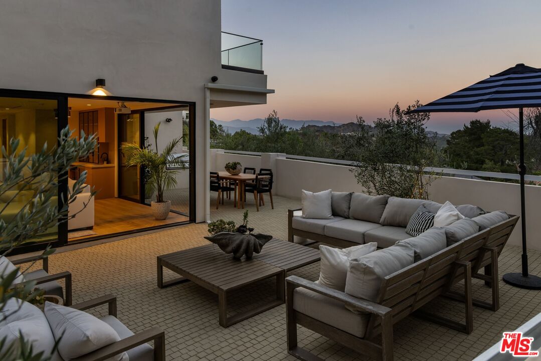 8636 Edwin Dr